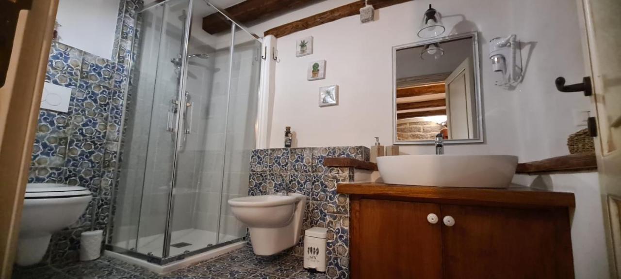 Bed & Breakfast Kabula *